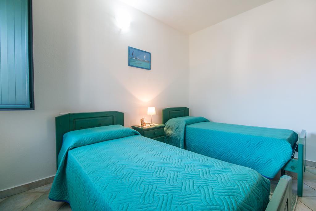Residenza Maria Antonia - Private Apartment Orosei Exteriör bild