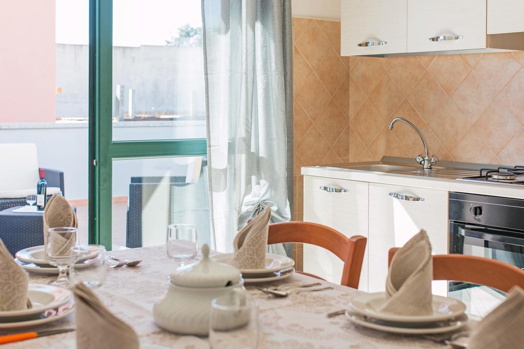 Residenza Maria Antonia - Private Apartment Orosei Exteriör bild