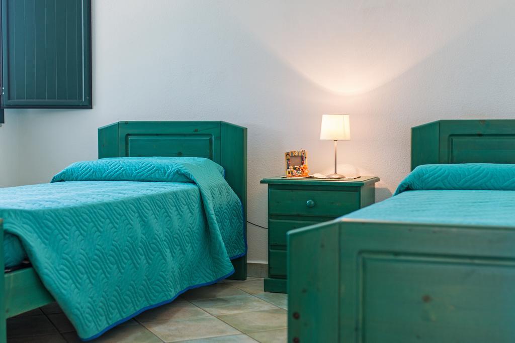 Residenza Maria Antonia - Private Apartment Orosei Exteriör bild